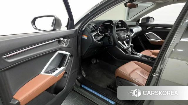 Audi Q3 (F3) id 3922847 из Кореи 20