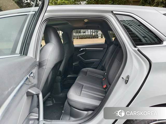 Audi A3 id 4273287 из Китая 27