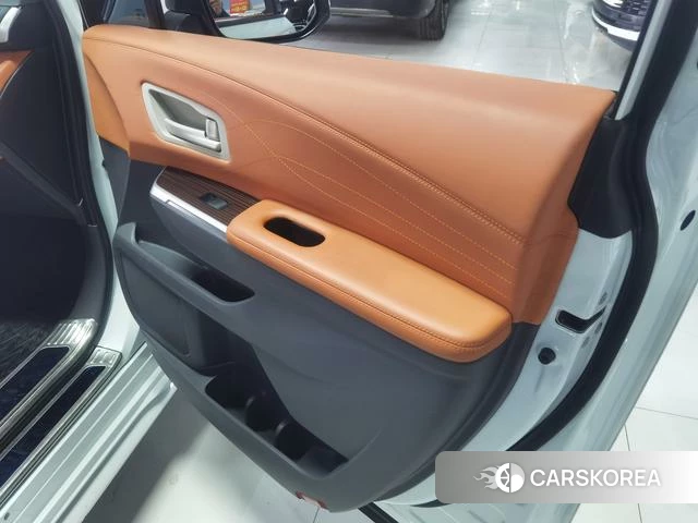 Toyota Saina id 4257280 из Китая 22