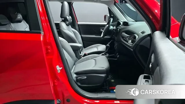 Jeep Renegade id 3278709 из Кореи 20