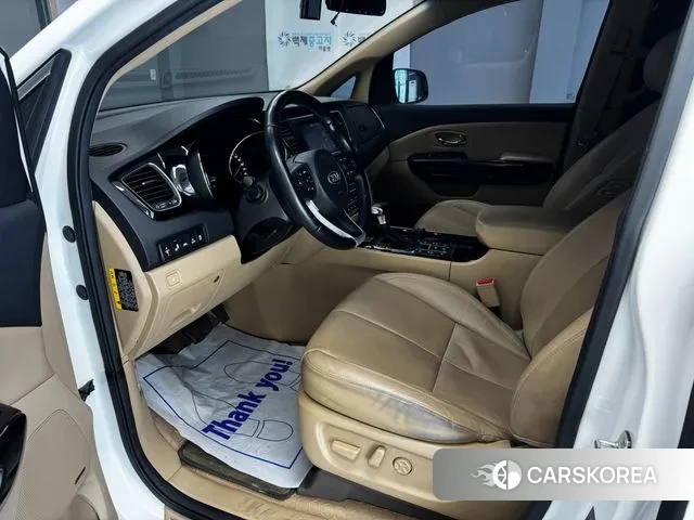 Kia The New Carnival id 3520463 из Кореи 20