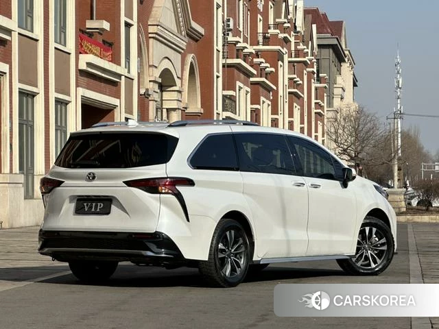 Toyota Grevia id 4208024 из Китая 39