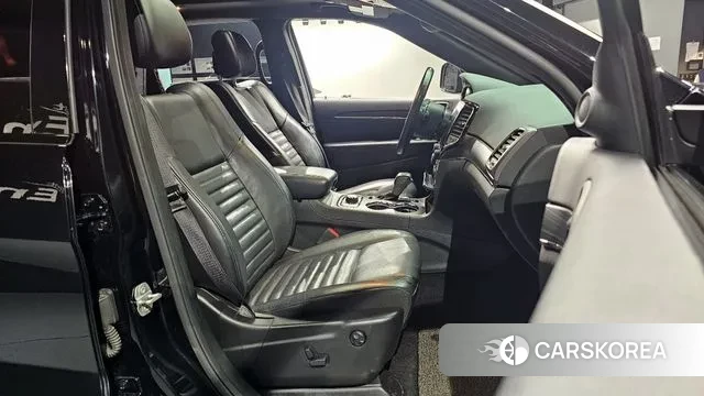 Jeep Grand Cherokee id 3128981 из Кореи 20