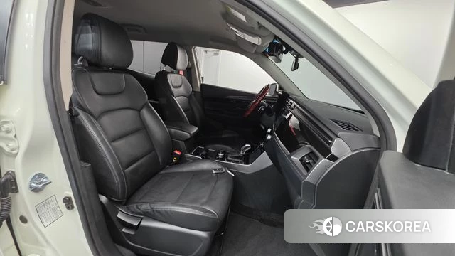 Ssangyong Beautiful Korando id 4294160 из Кореи 32