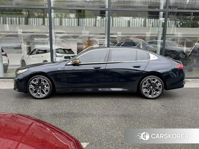 BMW 5 series id 4359294 из Китая 16