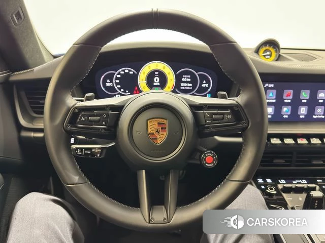 Porsche 911(992) id 4368614 из Кореи 20