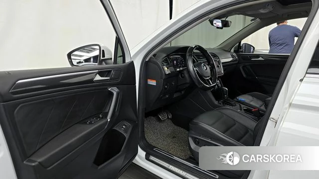Volkswagen Tiguan Allspace id 4371955 из Кореи 32