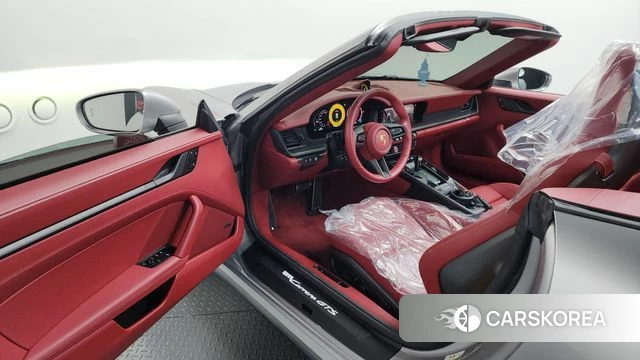 Porsche 911(992) id 4321601 из Кореи 34