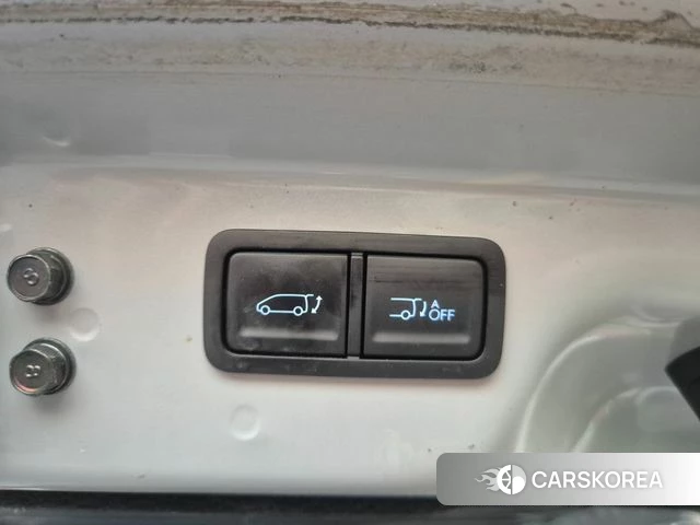 Hyundai Staria id 4349181 из Кореи 20