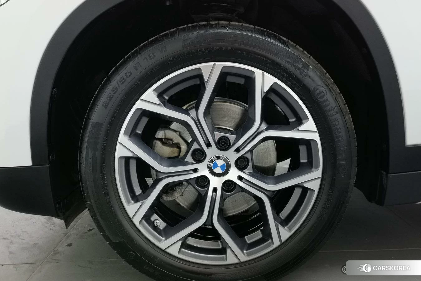 BMW X1 id 4467356 из Китая 24