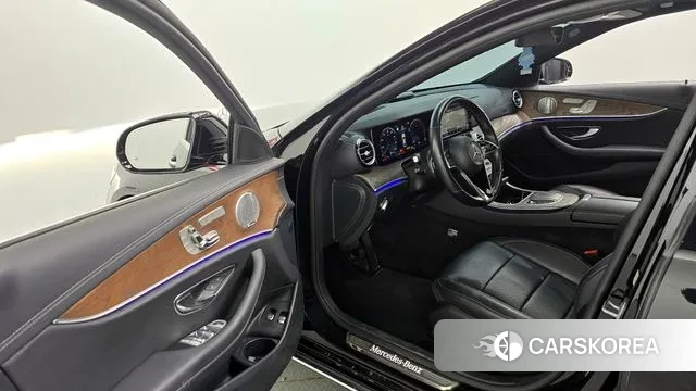 Mercedes-Benz E-Class W213 id 3607447 из Кореи 20