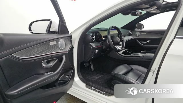 Mercedes-Benz E-Class W213 id 4671892 из Кореи 35