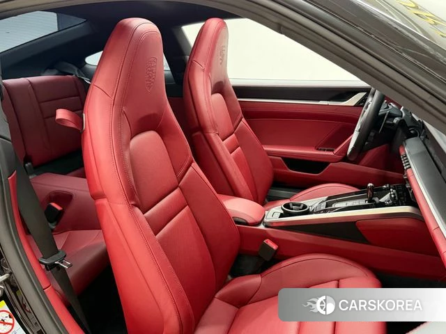 Porsche 911(992) id 4594994 из Кореи 20