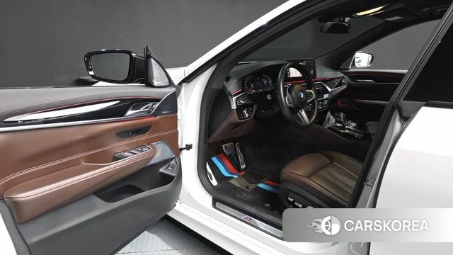 BMW 6 Series GT (G32) id 4676621 из Кореи 33