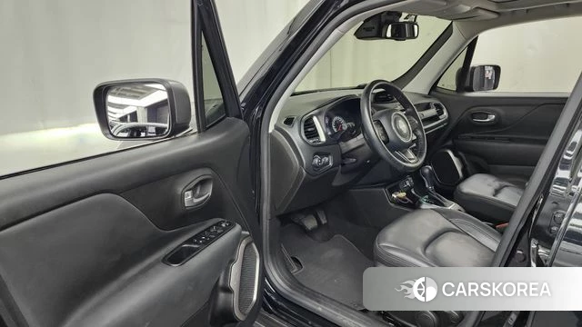 Jeep Renegade id 4470495 из Кореи 31