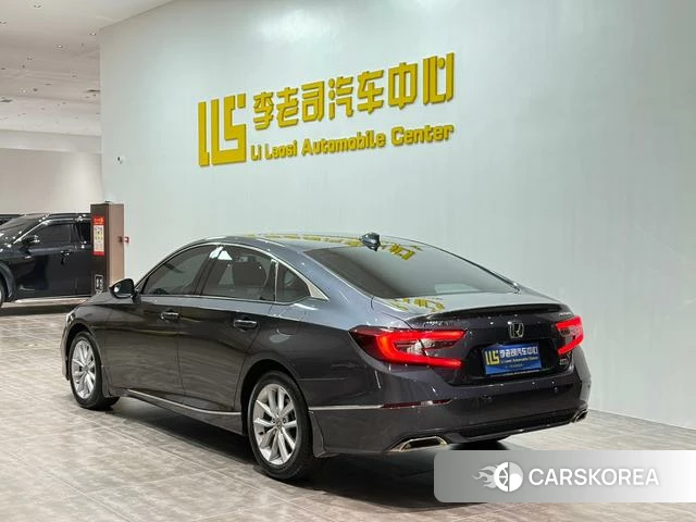 Honda Accord id 4353447 из Китая 34