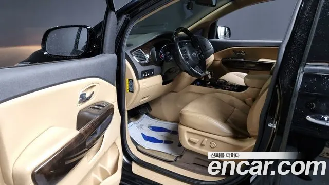 Kia The New Carnival id 2397310 из Кореи 20