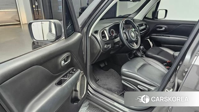 Jeep Renegade id 4666388 из Кореи 20