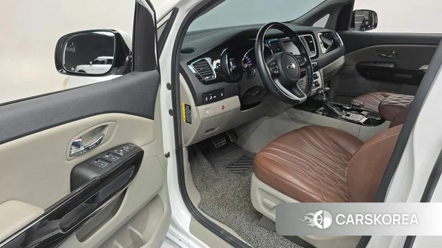 Kia The New Carnival id 4305047 из Кореи 20