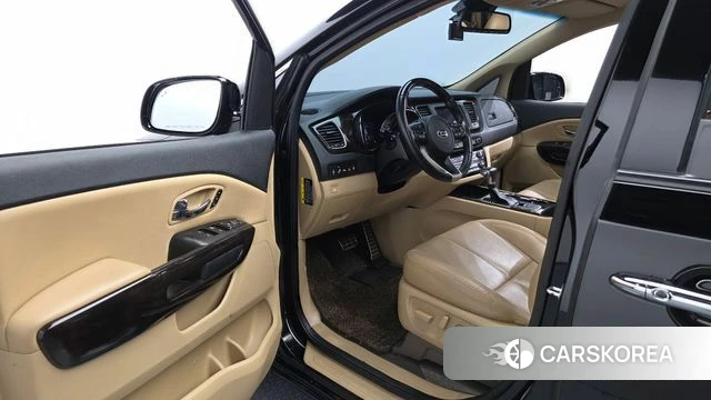 Kia The New Carnival id 4435419 из Кореи 32