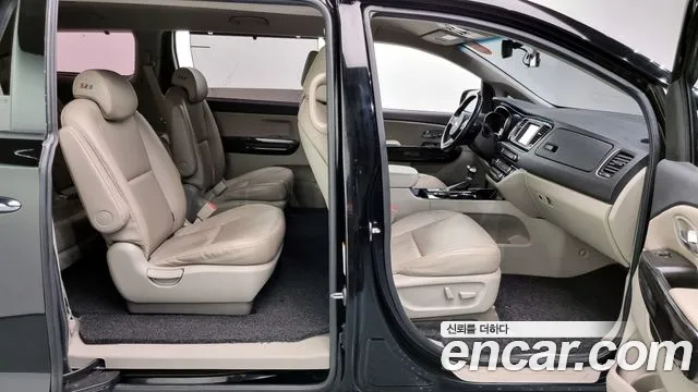 Kia The New Carnival id 2295665 из Кореи 20