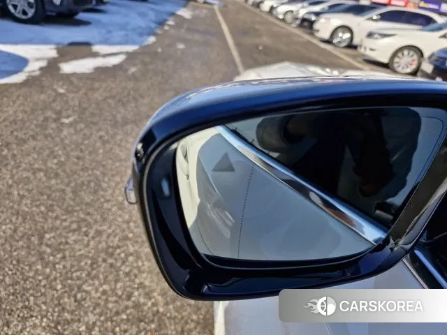 BMW 5 Series (G30) id 3625460 из Кореи 20