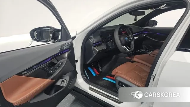 BMW i5 (G60) id 3599494 из Кореи 20