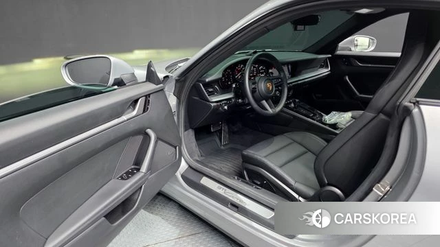 Porsche 911(992) id 4594232 из Кореи 20