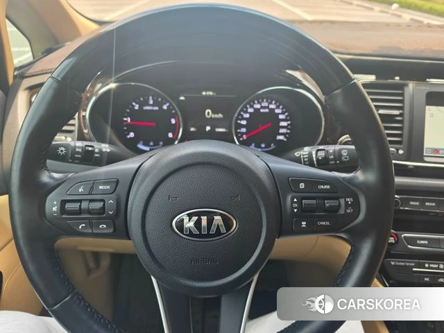 Kia The New Carnival id 4304996 из Кореи 20
