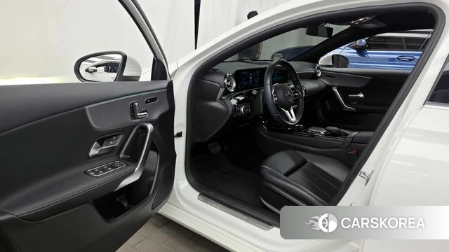 Mercedes-Benz A-Class W177 id 4294023 из Кореи 30
