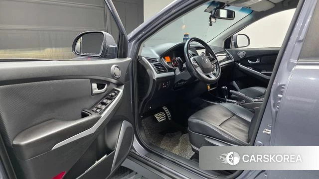 Ssangyong New Style Korando C id 3917162 из Кореи 20