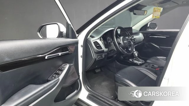 Kia Seltos id 4369877 из Кореи 20
