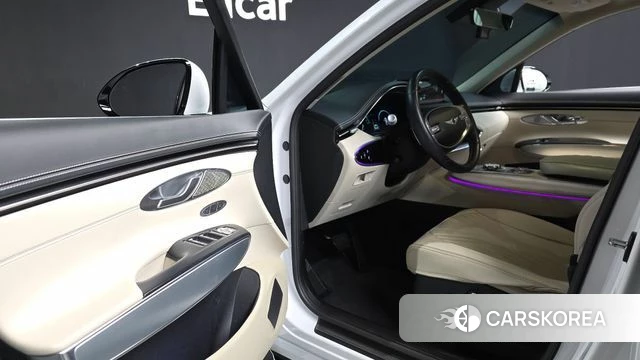 Genesis GV70 id 3800105 из Кореи 20