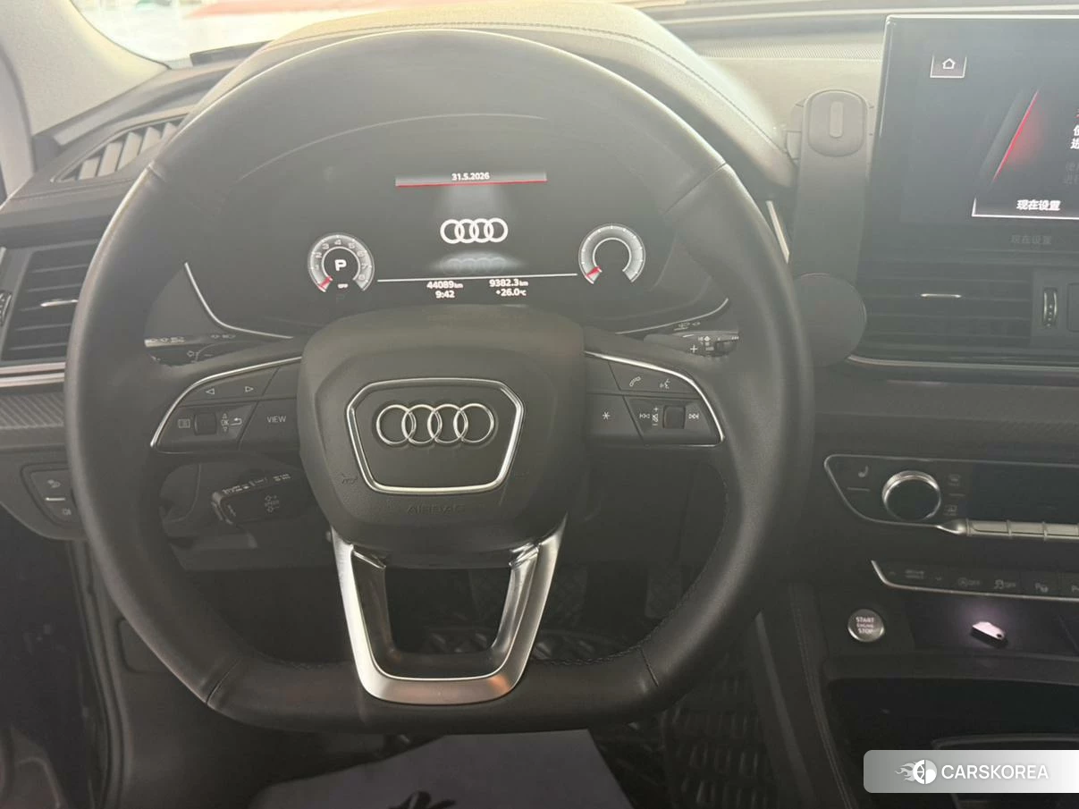 Audi Q5L id 4413260 из Китая 12
