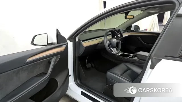 Tesla Model Y id 3716343 из Кореи 20