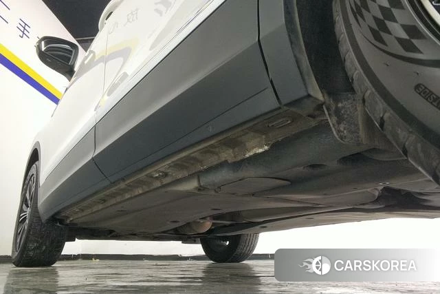 Volkswagen Tiguan L id 4276503 из Китая 17