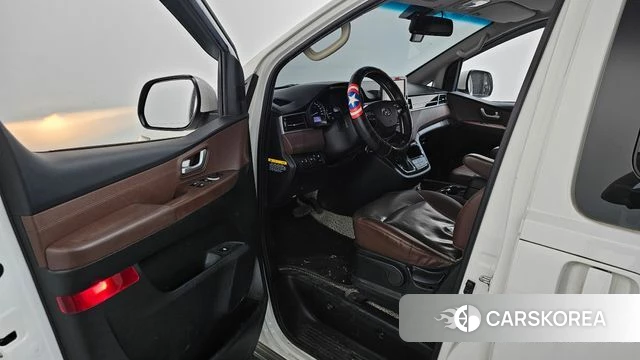 Hyundai The New Grand Starex id 4345782 из Кореи 20