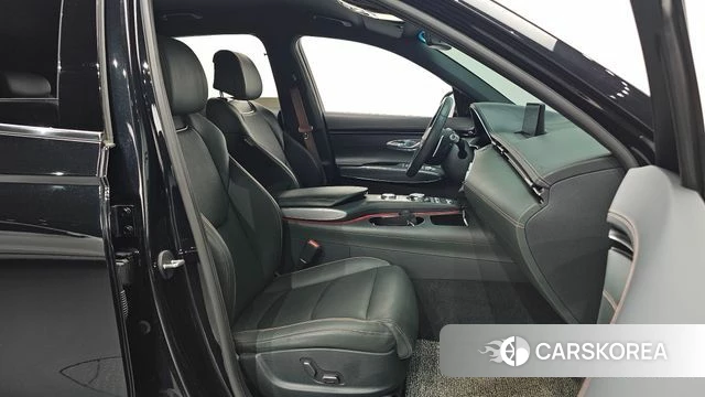 Genesis GV70 id 4224399 из Кореи 32