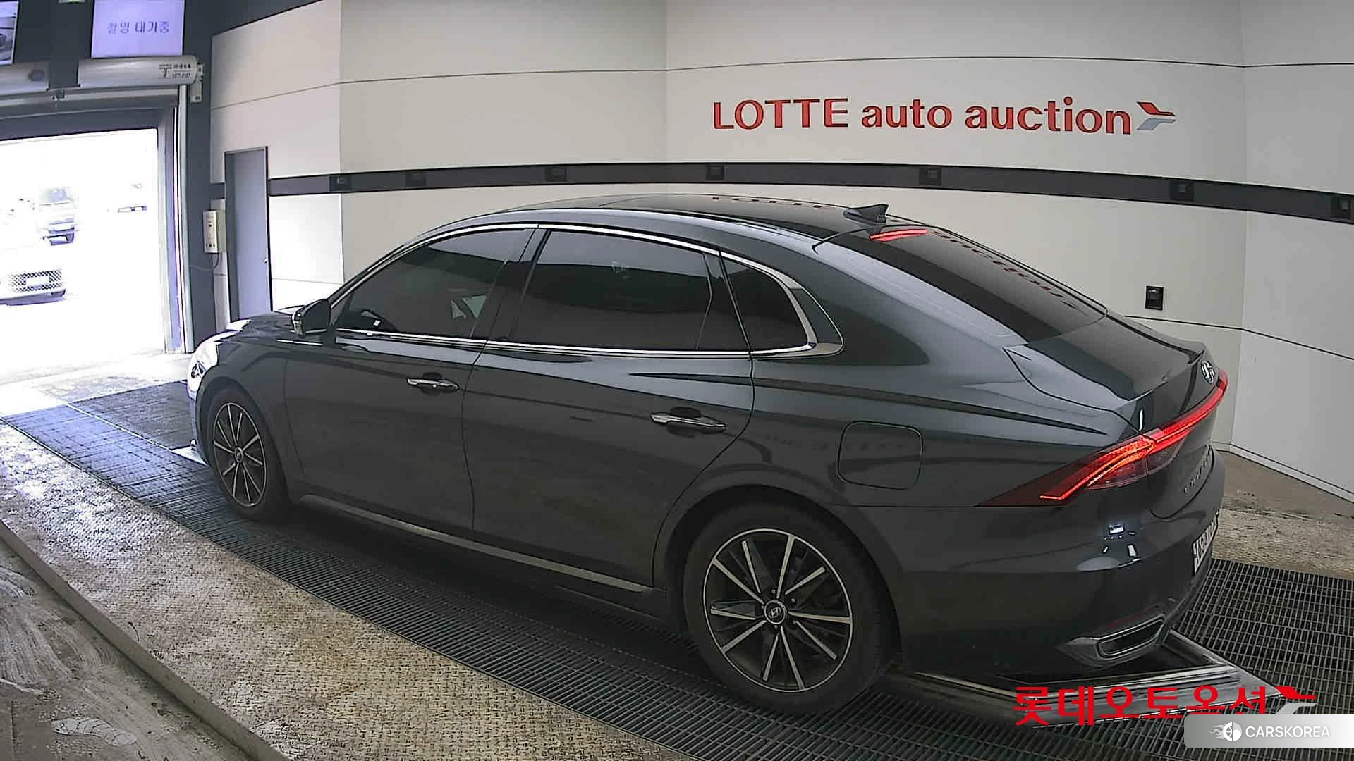 Hyundai Grandeur id 3882078 из Кореи 38