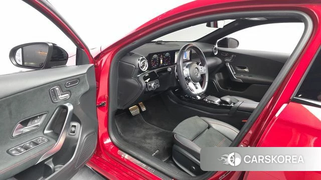 Mercedes-Benz A-Class W177 id 4650804 из Кореи 31