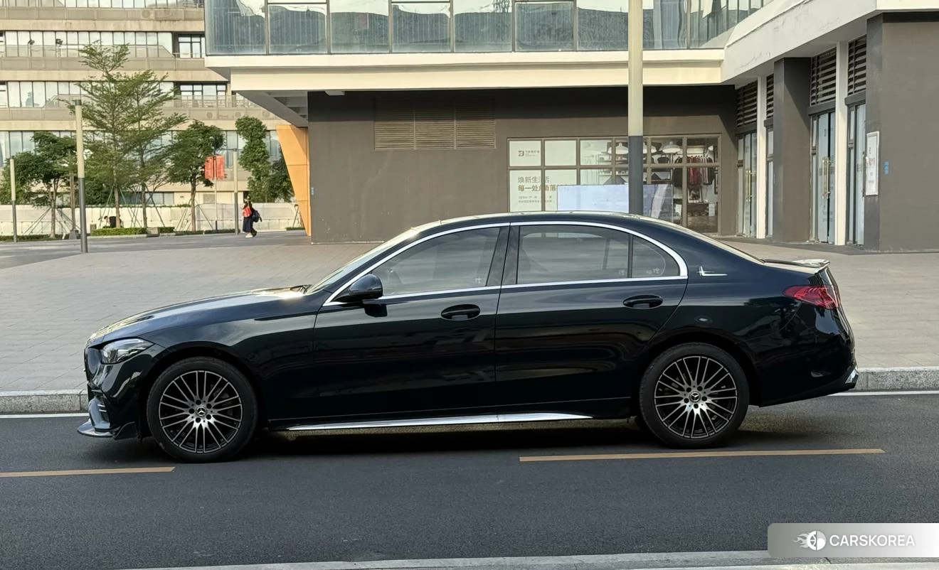 Mercedes-Benz Class C id 4420471 из Китая 16