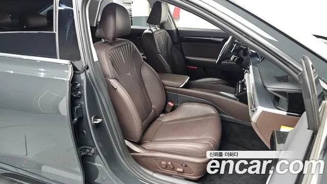 Hyundai Grandeur Hybrid (GN7) id 2920147 из Кореи 20