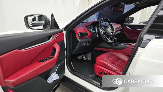 Maserati Levante id 3829229 из Кореи 20