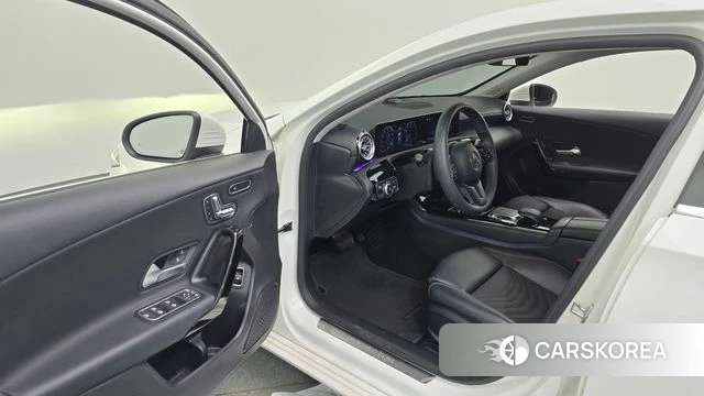 Mercedes-Benz A-Class W177 id 4507998 из Кореи 20