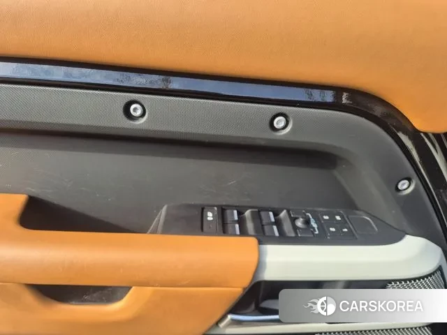 Land Rover Defender (L663) id 3664624 из Кореи 20