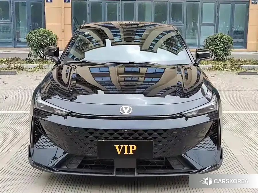 Chang'an Changan UNI-V id 4578289 из Китая 17