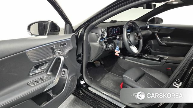 Mercedes-Benz A-Class W177 id 4686661 из Кореи 30