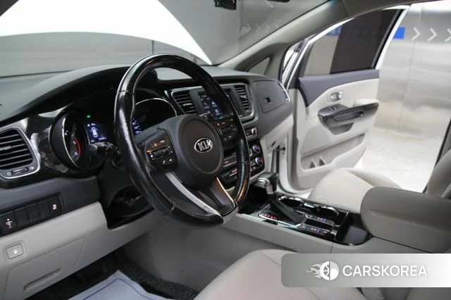 Kia The New Carnival id 3943078 из Кореи 20