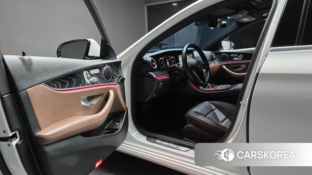 Mercedes-Benz E-Class W213 id 4715955 из Кореи 31