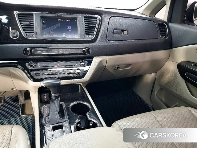 Kia The New Carnival id 4020609 из Кореи 20